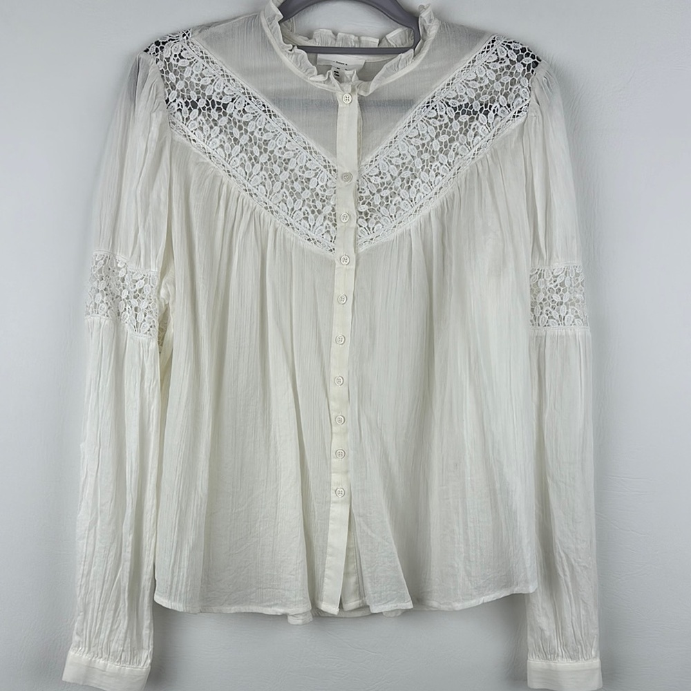 A loves a Romantic Lace Long Sleeve Button Down Blouse